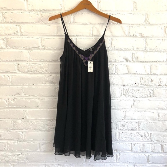 Express Dresses & Skirts - NEW Express Mesh Dress w/ Bead Trim Size Medium